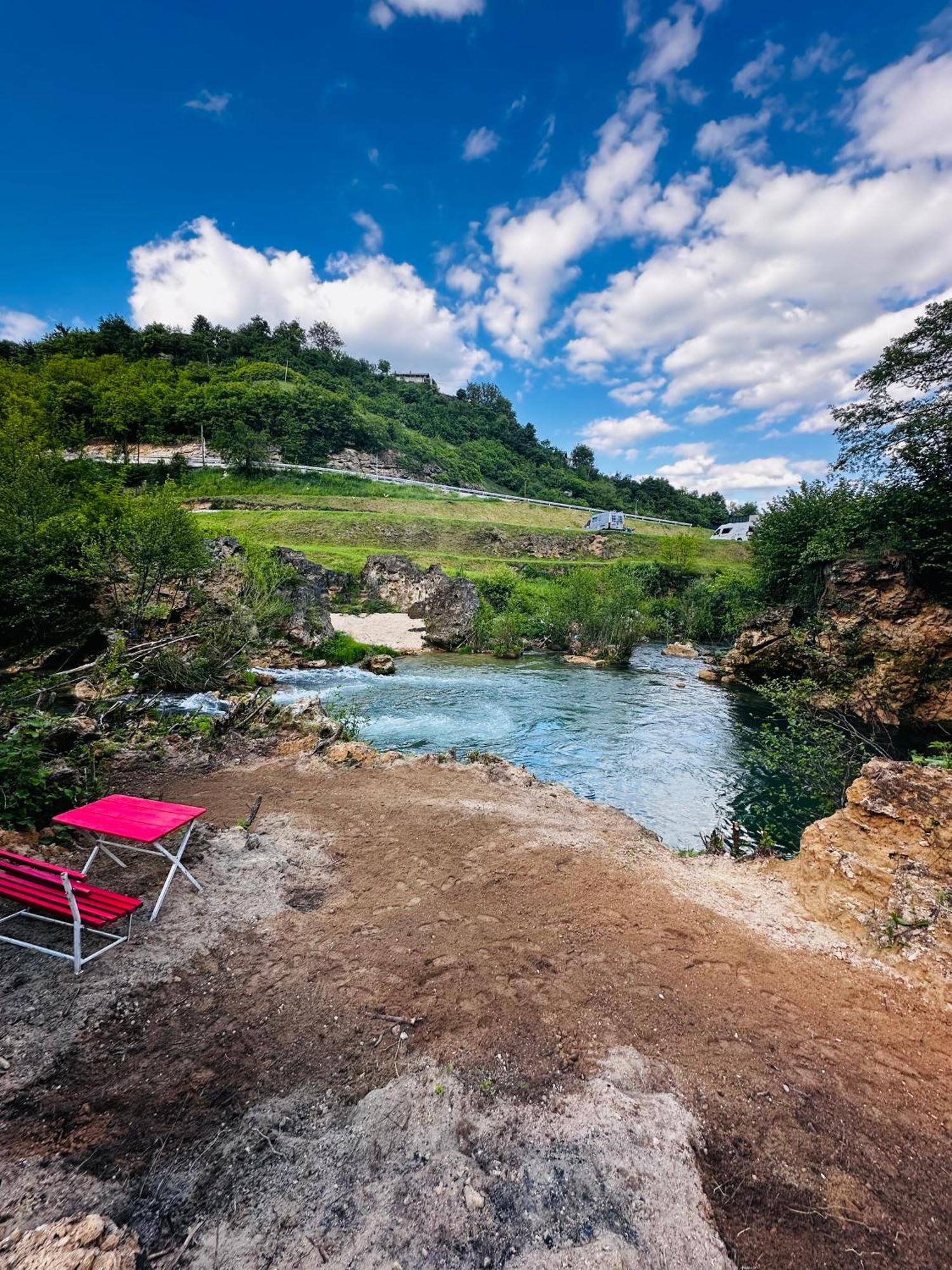 Apart Cobras Jajce Εξωτερικό φωτογραφία